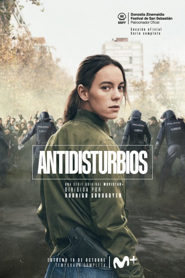 Spanish poster of the movie Antidisturbios